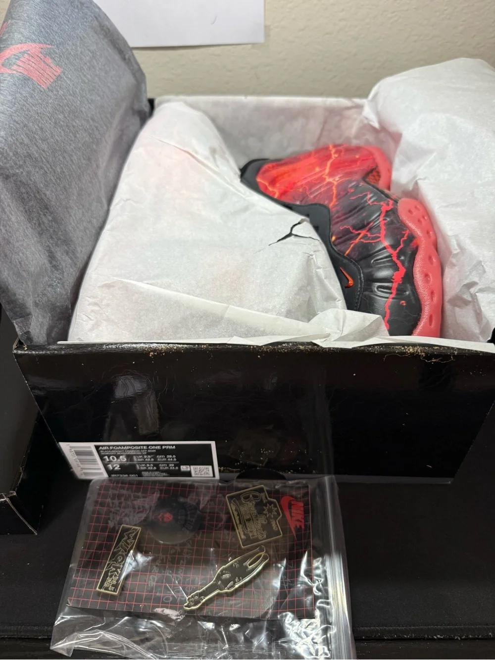 New Men’s Size 10.5 Nike Foamposite One Premium